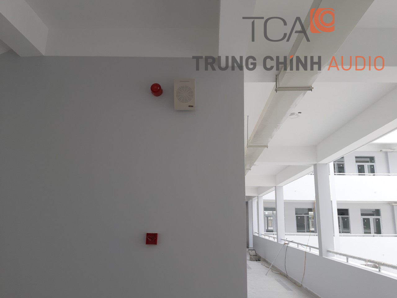 âm thanh trường đại học