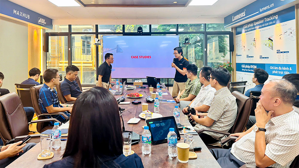 TCA demo giải pháp VoiceConnect 200 Lumens