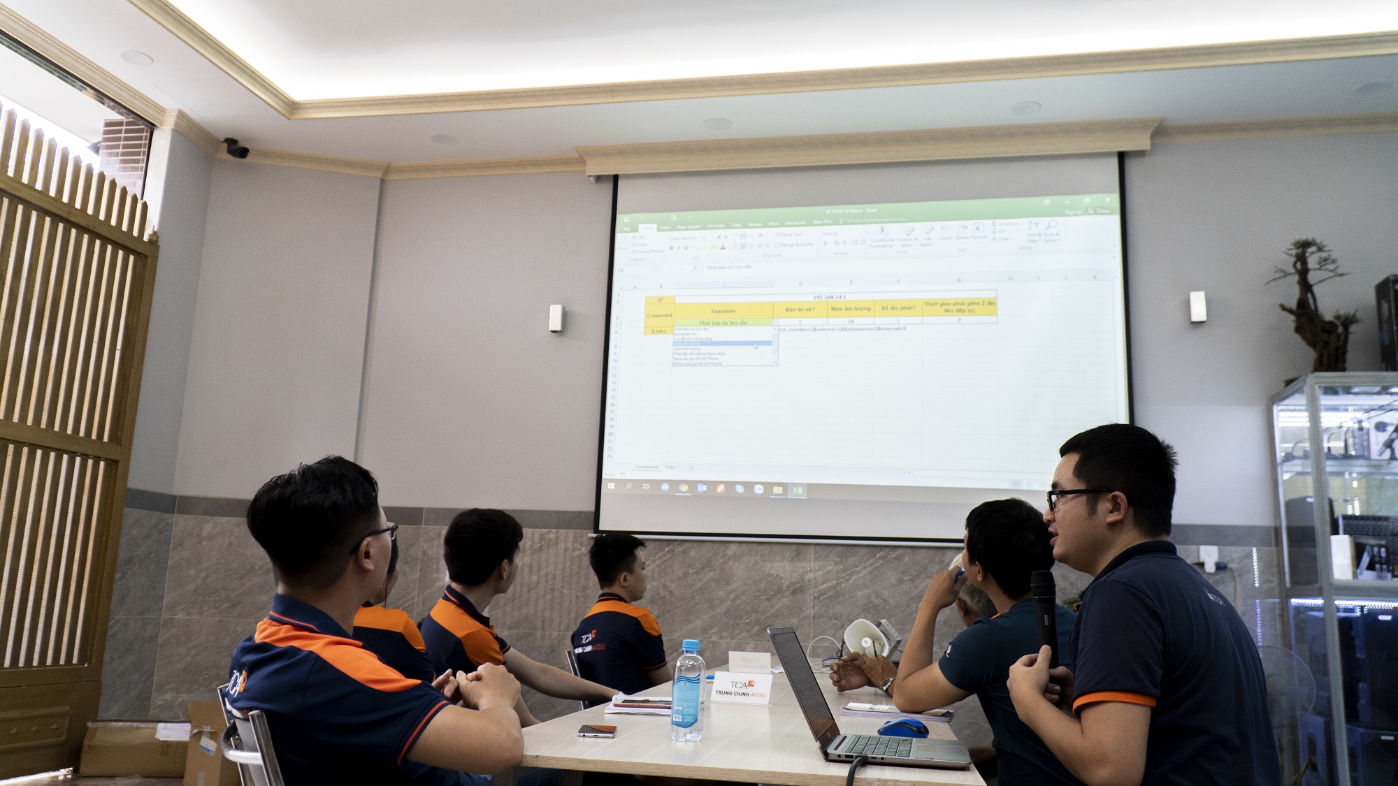 Giải pháp họp online
