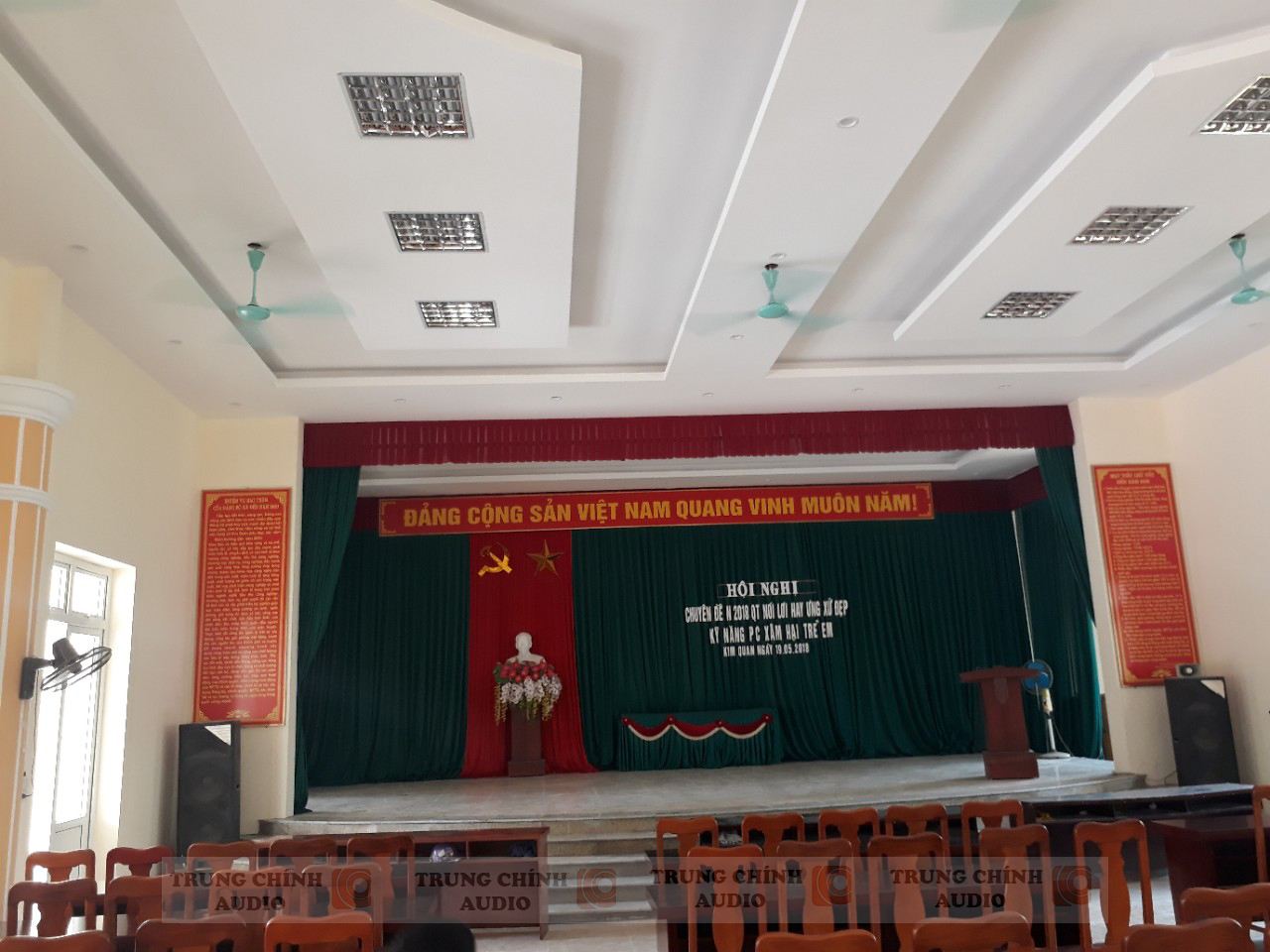 TCA triển khai âm thanh cho hội trường huyện Thạch Thất