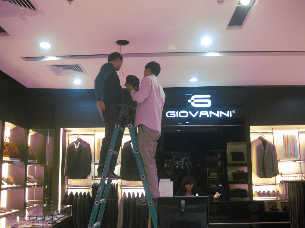 Lắp đặt âm thanh shop thời trang Giovanni