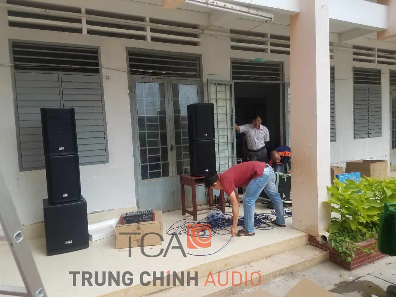 Dàn âm thanh hội trường giá rẻ