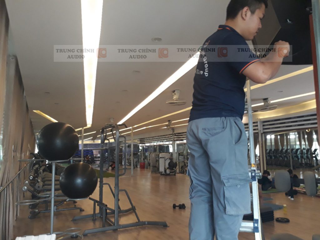 âm thanh phòng tập gym