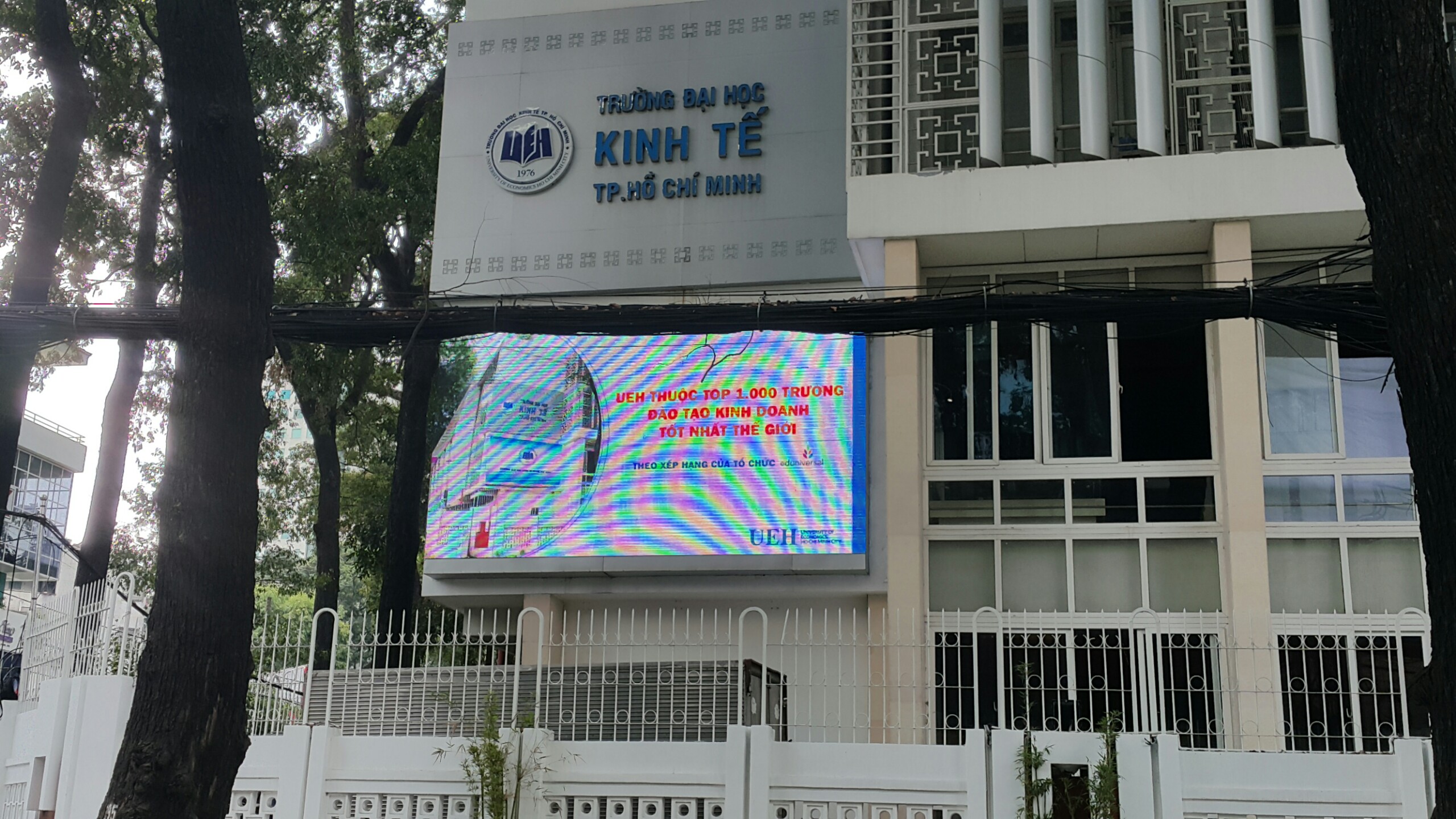 Hệ thống âm thanh thông báo tại trường Đại Học Kinh Tế Thành Phố Hồ Chí Minh