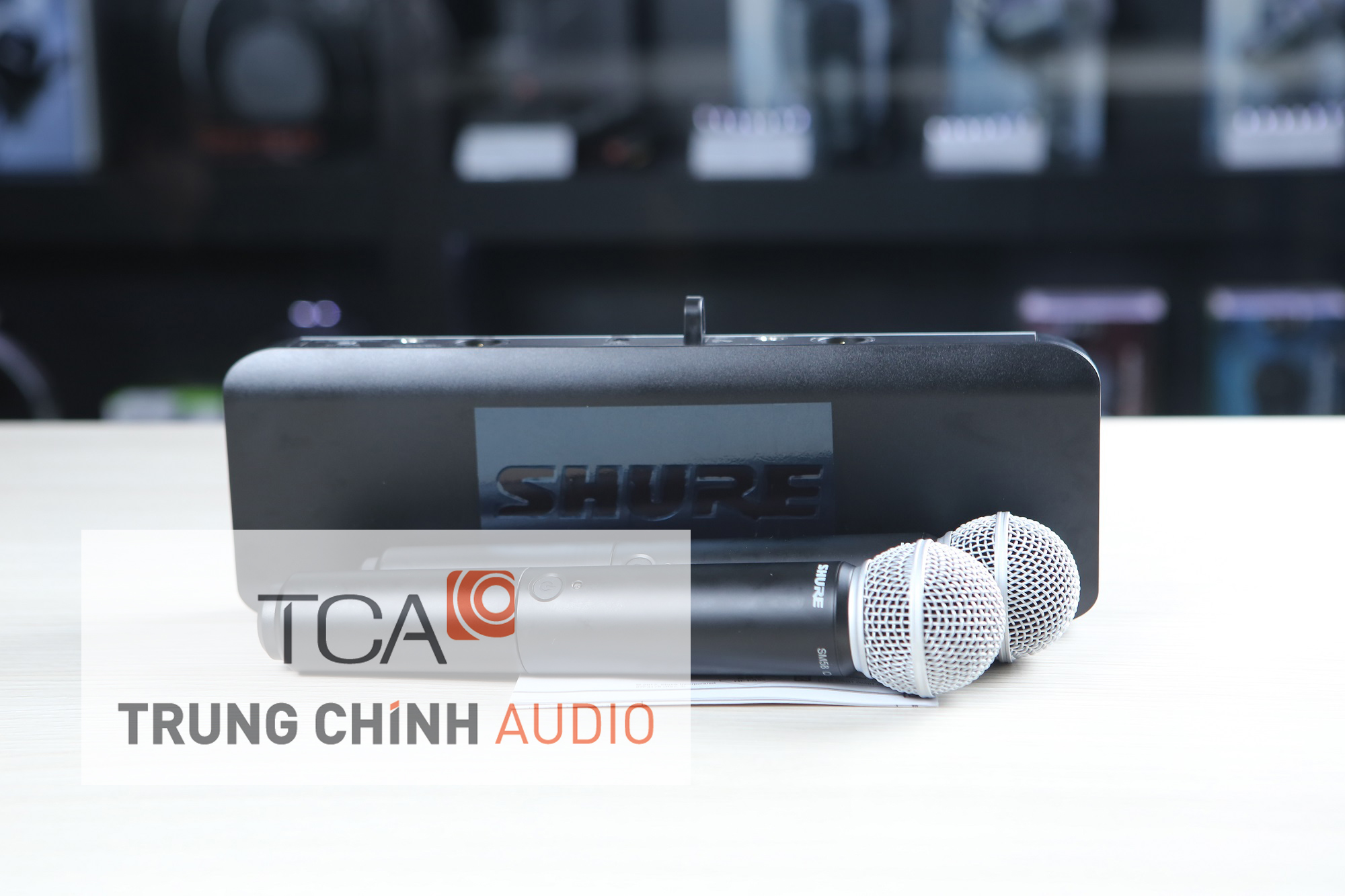 Bộ thu và micro không dây Shure BLX288A/SM58