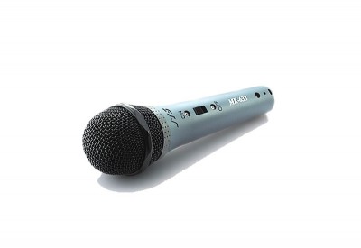 Micro có dây cầm tay JTS MK-638