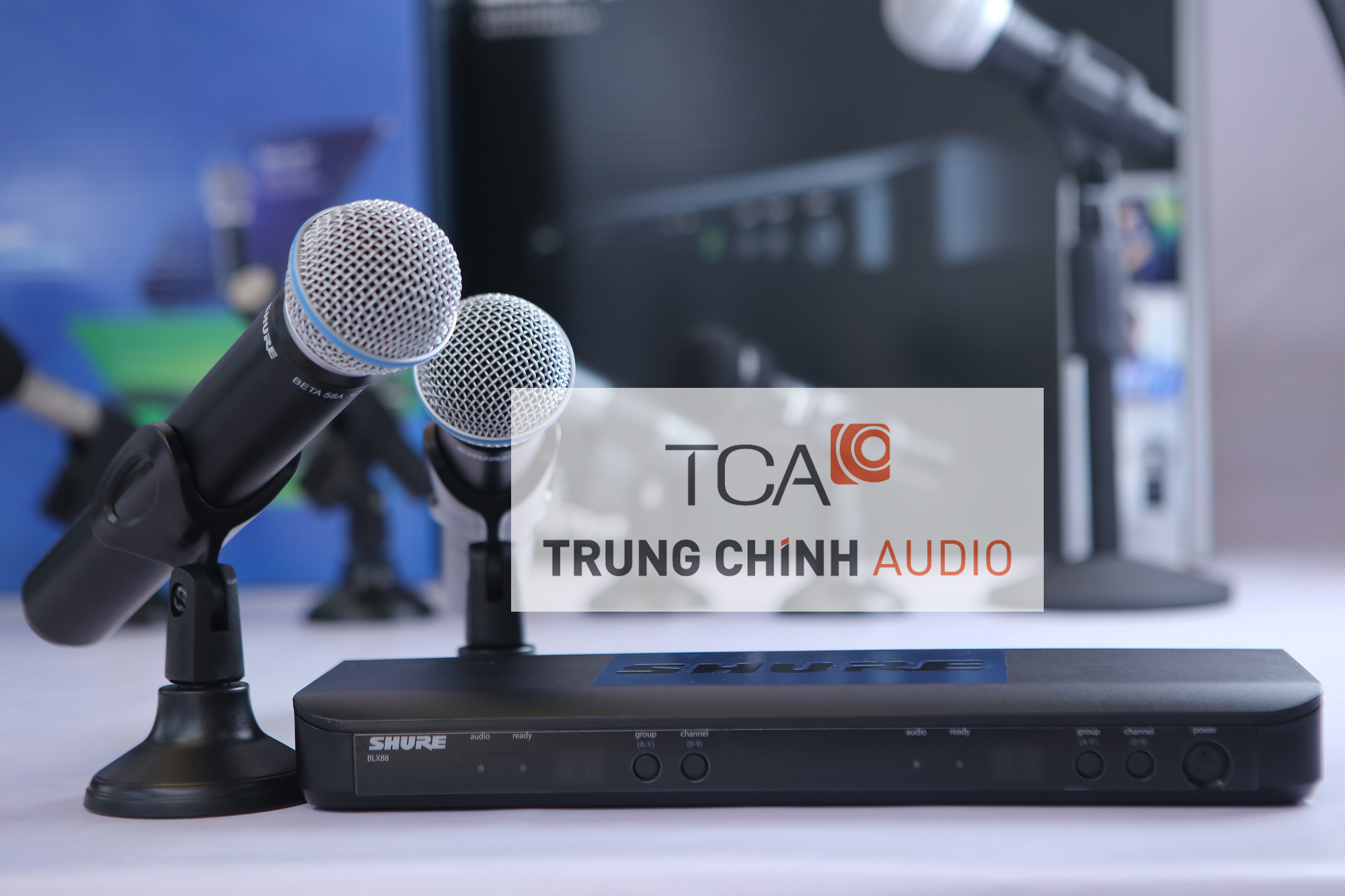 Bộ thu và phát kèm micro không dây Shure BLX88/BETA58A