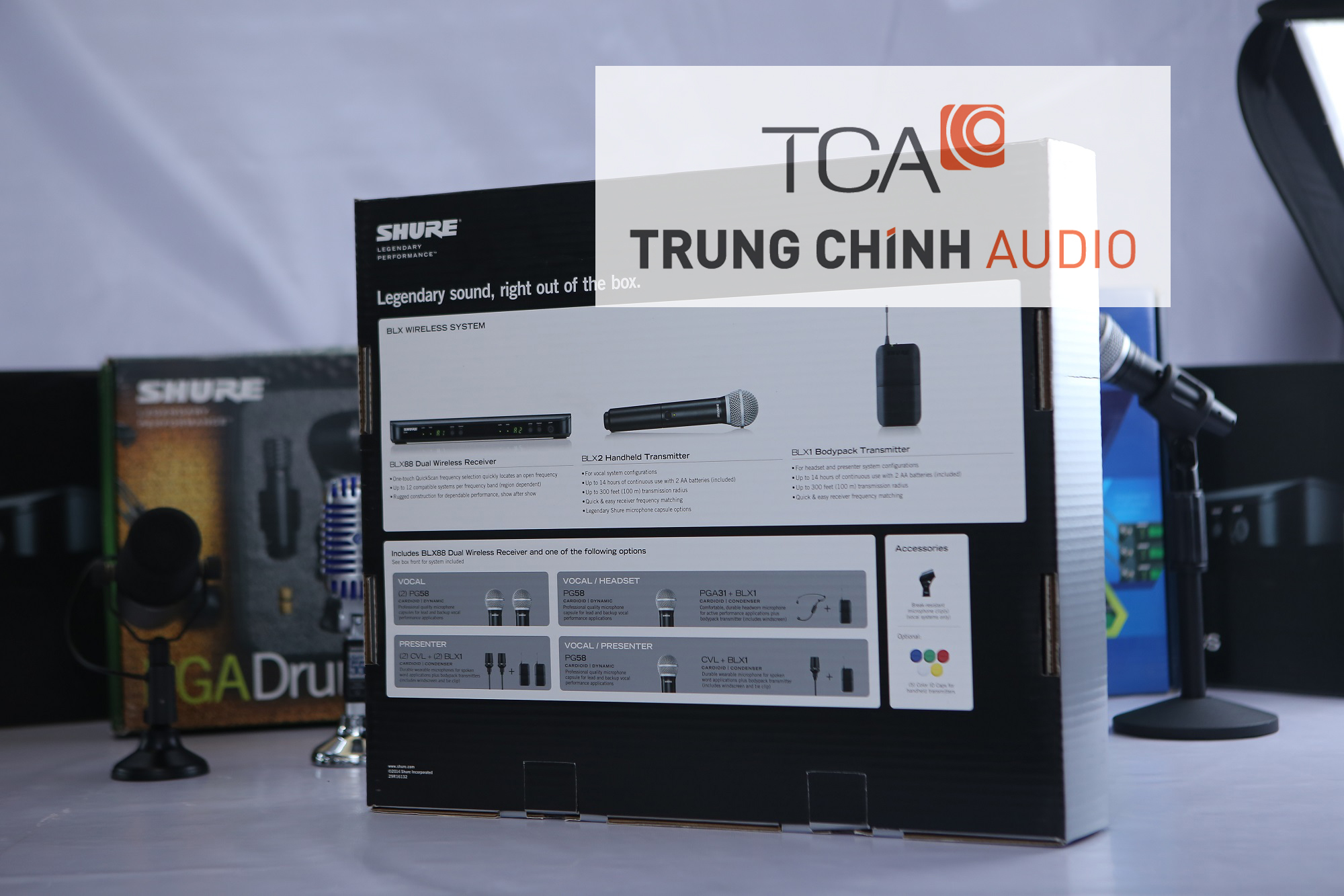 Bộ thu và phát đôi kèm micro không dây cầm tay Shure BLX88/PG58