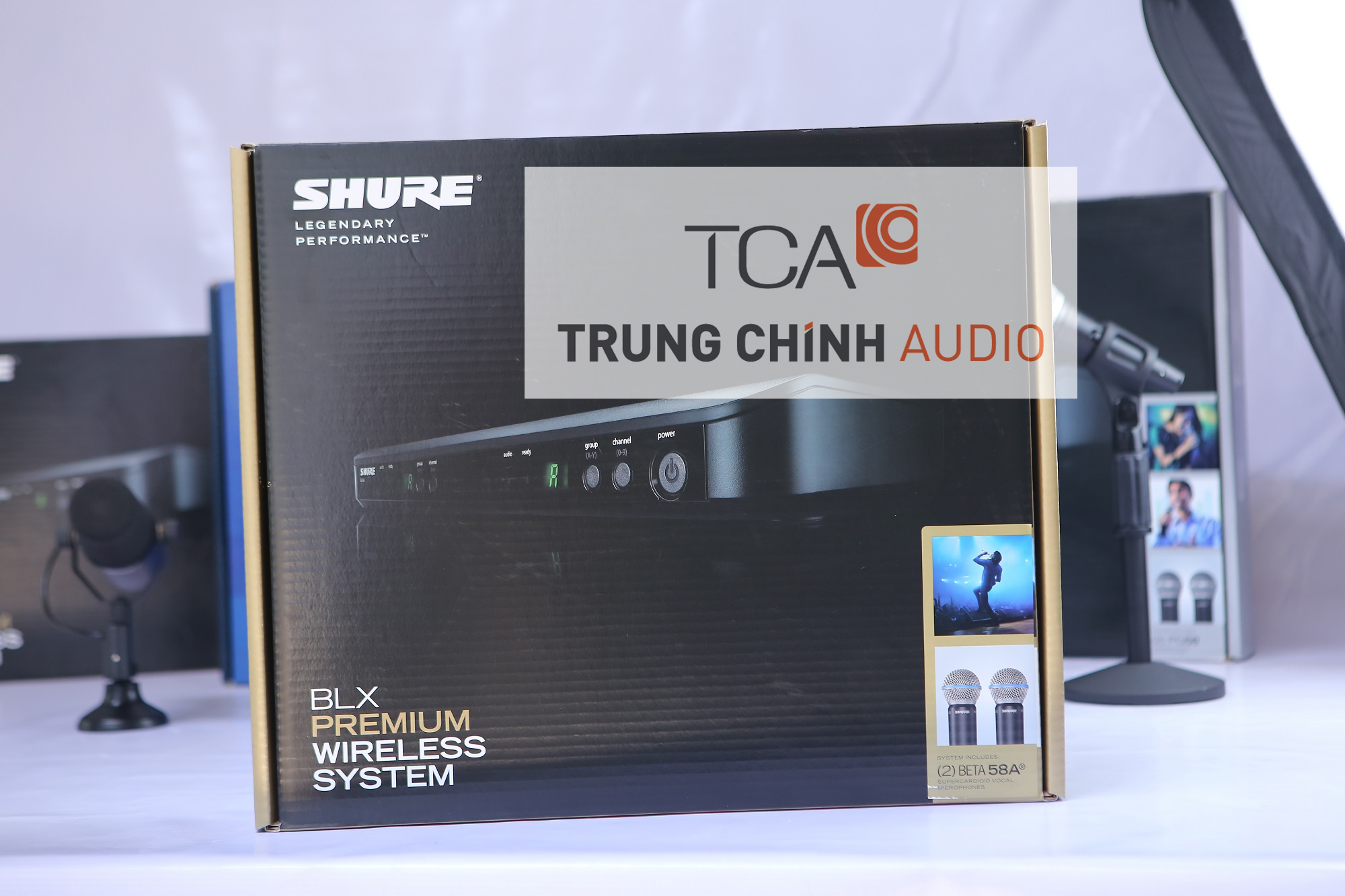 Bộ thu và phát kèm micro không dây Shure BLX288A/BETA58A